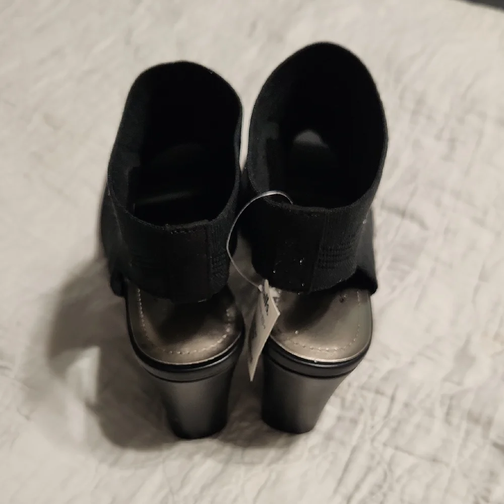 Impo Black Mesh Heeled Booties - Picture 3 of 4